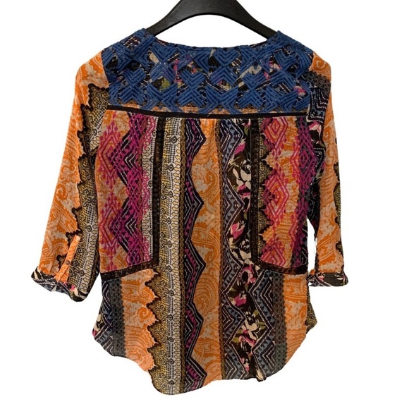 Anthropologie Vanessa Virginia
Bold Print Bohemian Blouse Size 4 - Picture 2 of 6